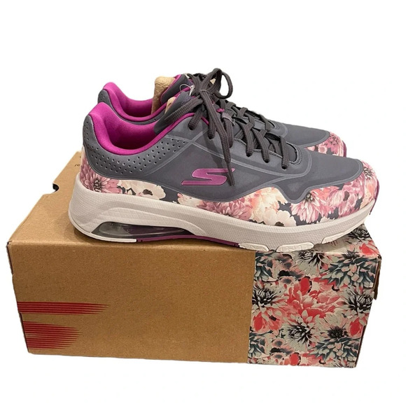 NIB Skechers Women’s Relaxed Fit Spikeless Floral Golf Shoes size 8 - Picture 3 of 9